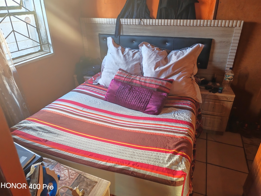 2 Bedroom Property for Sale in Sercor Park Western Cape